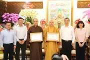 TPHCM trao Bằng khen cho hai Thượng tọa vì đóng góp xuất sắc trong công tác tuyên truyền