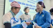 TP.HCM Trao Quà Tết Động Viên Công Nhân Mắc Bệnh Hiểm Nghèo