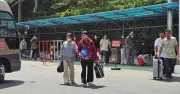 Hàng Ngàn Người Dân Miền Tây Đổ Về TP.HCM Sau Tết, Giao Thông Cửa Ngõ Tây Nhộn Nhịp