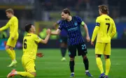 Inter Milan 'ô nhục' tại Champions League và tai nạn thảm khốc của thủ môn