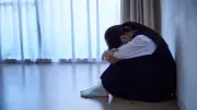 Trẻ em Nhật Bản trong 'tháp ngà' cao tầng: Sự cô đơn và khủng hoảng tâm lý