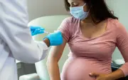 Nghiên cứu lớn tại Israel: Tiêm vắc xin cúm khi mang thai không liên quan đến tự kỷ ở trẻ