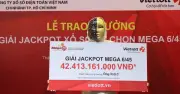 Người đàn ông TP.HCM trúng Vietlott hơn 42 tỷ đồng, nhận về 38 tỷ sau thuế