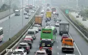 Mùng 2 Tết, lưu lượng phương tiện trên tuyến cao tốc Pháp Vân - Cầu Giẽ tăng cao