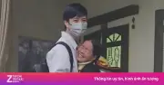 Người mẹ òa khóc khi con trai bất ngờ trở về từ Nhật Bản sau 3 năm xa cách