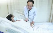 Người đàn ông 53 tuổi phát hiện nguy cơ suy thận khi đang chơi tennis