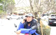 Những Chuyến Xe Chở Mùa Xuân: Nông Dân Thanh Hóa Rong Ruổi Bán Đào Tết