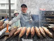 Phố cá lóc nướng Tân Kỳ Tân Quý nhộn nhịp đón Vía Thần tài, sức mua giảm mạnh