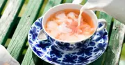 Phụ nữ Trung Quốc uống trà lành mạnh nhưng gan tổn thương: 4 loại nước cần tránh