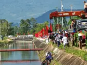 Phát hiện hai thi thể và xe ô tô chìm dưới kênh Văn Phong tại Gia Lai