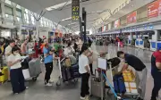 Sau Tết, 'cháy vé' máy bay vào TP.HCM, giá vé tăng chóng mặt