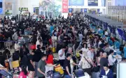 Sân Bay Nội Bài Lập Kỷ Lục Đón Hơn 124.000 Khách Ngày Cuối Tết Bính Ngọ 2026