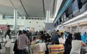 Sân Bay Tân Sơn Nhất Đón Gần 160.000 Khách Sau Mùng 10 Tết, Lưu Lượng Vẫn Cao