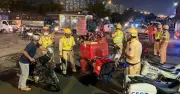 Tai nạn thương tâm tại chợ đầu mối Thủ Đức: Tài xế tử vong do xe container lùi
