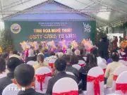 Thú chơi quạt ngày Tết và câu chuyện giữ nghề làm quạt truyền thống ở Hà Nội