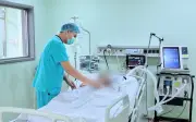 Thanh niên 20 tuổi hôn mê sâu, suy hô hấp cấp do sử dụng thuốc lá điện tử
