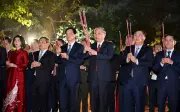Tổng Bí thư Tô Lâm dâng hương tưởng nhớ vua Lý Thái Tổ và chúc Tết nhân dân Thủ đô