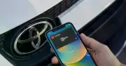 Toyota RAV4 2026 bất ngờ tích hợp chìa khóa số Apple Car Key, mở rộng nhiều dòng xe