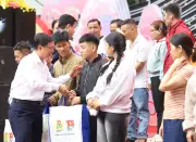 TPHCM: Chuyến xe mùa xuân 2026 đưa hàng nghìn công nhân khó khăn về quê đón Tết sum vầy