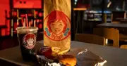Wendy's Đóng Cửa Hàng Loạt: Cắt Tỉa 300 Chi Nhánh Để Tái Cấu Trúc Sau Doanh Số Sụt Giảm