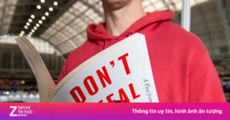 10.000 nhà văn xuất bản sách trống phản đối AI sử dụng tác phẩm không xin phép