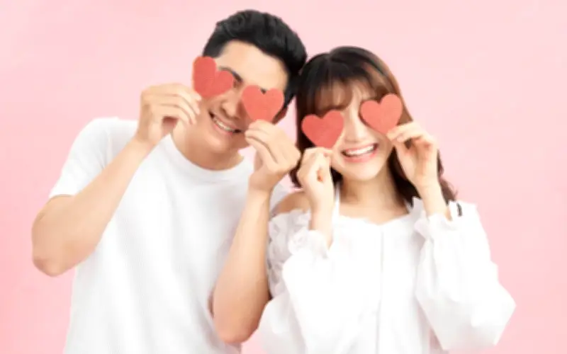 12 Cung Hoàng Đạo: Khi Yêu, Bạn Sẽ Được Nâng Niu Hay Phải Chịu Đựng?