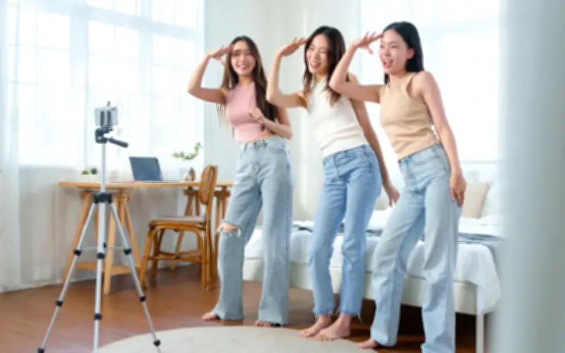 3 Tuyệt Chiêu Hô Biến Dịp 8/3 Thêm Đáng Nhớ Cho Chị Em Công Sở