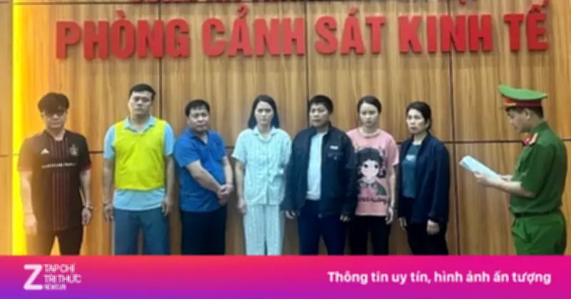 4 cán bộ thú y tiếp tay đưa 300 tấn heo bệnh vào trường học Hà Nội