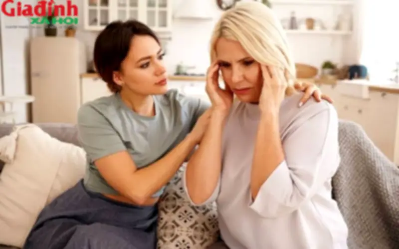 4 Kiểu Người Càng Ở Gần Càng Hút Cạn Năng Lượng: Nhận Ra Sớm Để Tránh