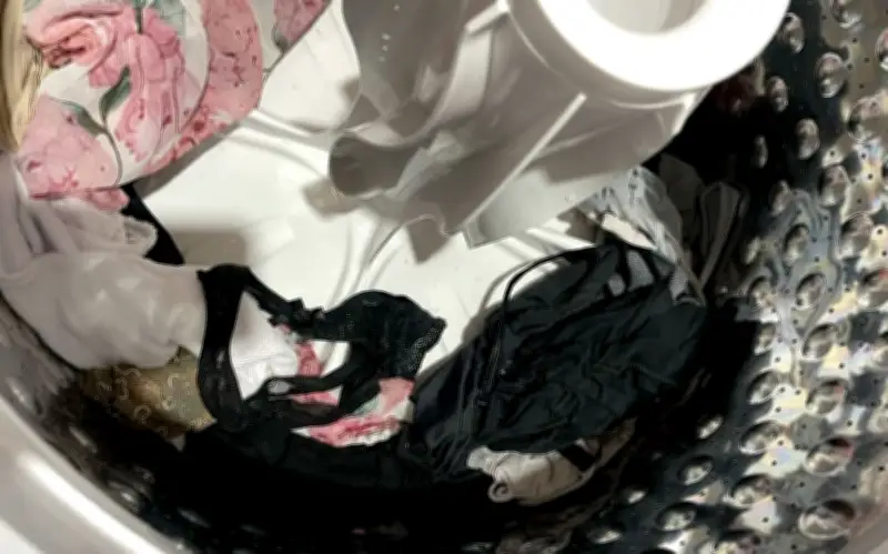 5 Kiểu Giặt Đồ Lót Khiến Vi Khuẩn Sinh Sôi, Nhiều Chị Em Phạm Phải