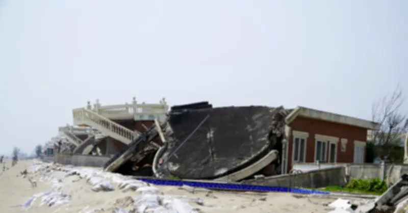 6 tháng sau bão Bualoi, khu biệt thự triệu đô ở Hà Tĩnh vẫn ngổn ngang đổ nát