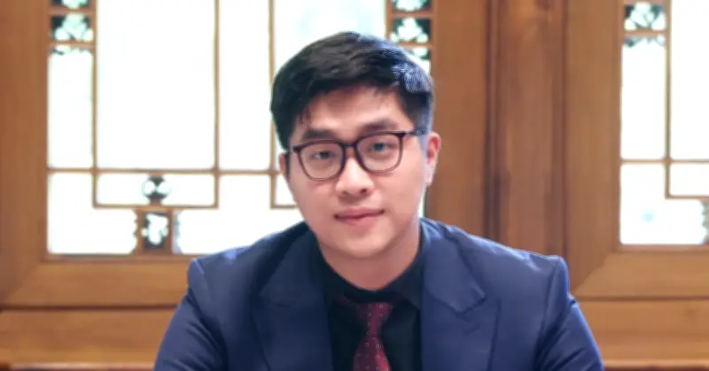 9X Việt sở hữu 3 bằng thạc sĩ, đang học tiến sĩ tại trường đại học hàng đầu thế giới