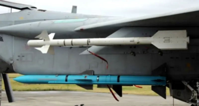 AAM-5: 'Bóng Ma' Nhật Bản Định Nghĩa Lại Không Chiến Tầm Gần