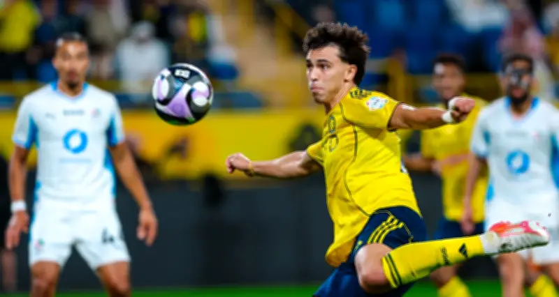 Al Nassr vẫn thắng nhờ Felix dù vắng Ronaldo, đòi lại ngôi đầu Saudi Pro League