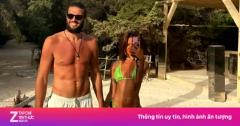 Andy Carroll đối mặt ngã rẽ sự nghiệp và thử thách đời tư khi chuyển vai trò HLV