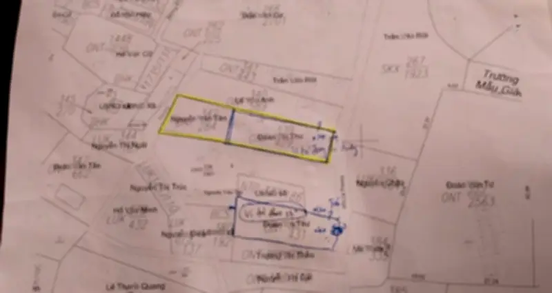 Anh Em Tranh Chấp Thừa Kế 200m2 Đất Không Di Chúc, Tòa Hóa Bất Thường Trong Sổ Đỏ