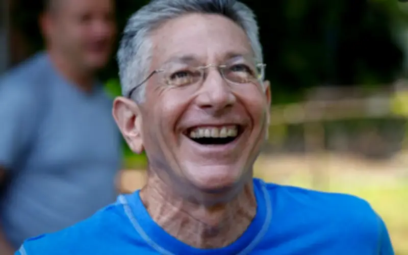 Ashrita Furman - Huyền thoại kỷ lục với hơn 600 thành tích chinh phục giới hạn