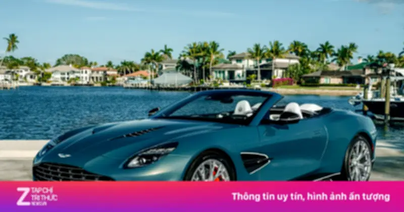Aston Martin Vanquish Volante Wave Edition độc bản đấu giá hơn 1,1 triệu USD tại Mỹ
