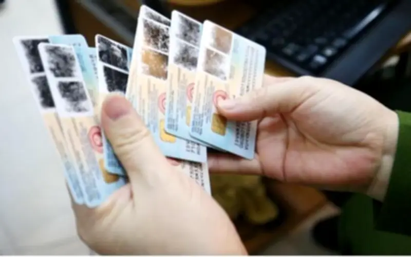 Bộ Công An Đề Xuất Phạt 100 Triệu Đồng Cho Hành Vi Mở Tài Khoản Số Giả Mạo