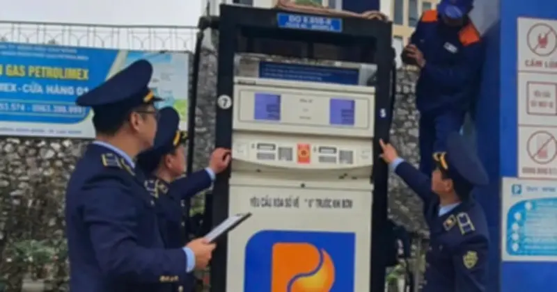 Bộ Công Thương yêu cầu tăng cường kiểm soát, ngăn chặn tăng giá xăng dầu bất hợp lý