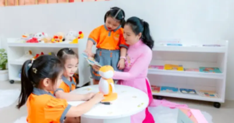 Bộ GD-ĐT Dự Kiến Bỏ Quy Định Bắt Buộc Hiệu Trưởng Đứng Lớp Ở Trường Phổ Thông