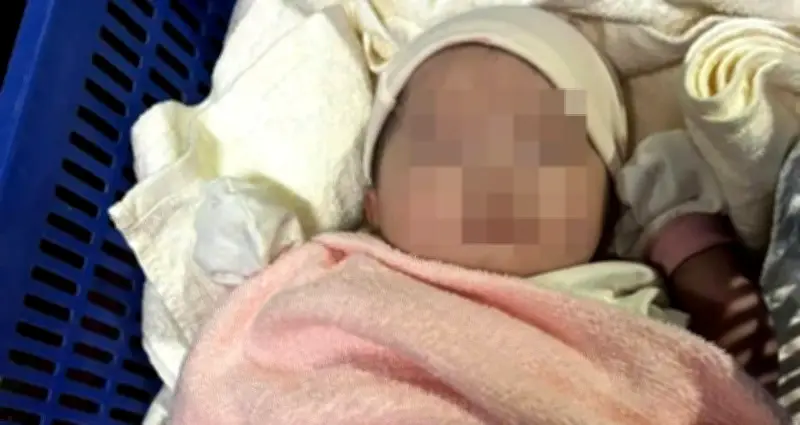 Bé gái sơ sinh bị bỏ rơi ở Đà Nẵng kèm thư tay xúc động của người mẹ