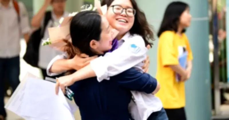 Bộ Giáo dục bổ sung chứng chỉ tiếng Anh và tiếng Hàn, nâng tổng lên 22 loại miễn thi tốt nghiệp