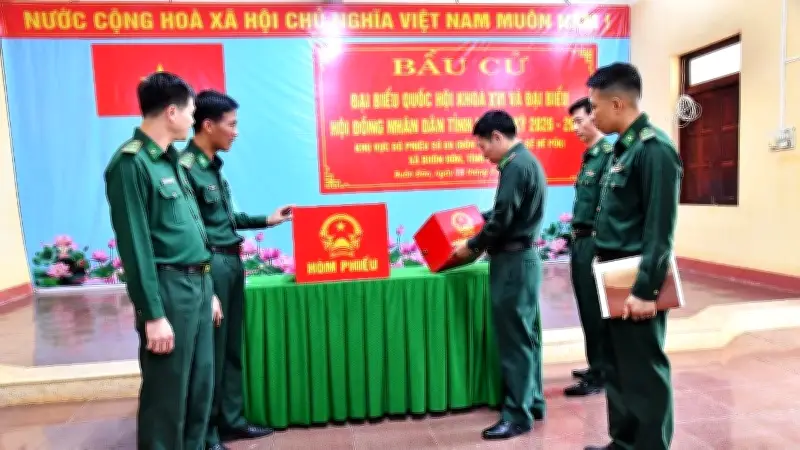 Bộ đội Biên phòng Đắk Lắk bầu cử sớm, vừa thực hiện quyền công dân vừa bảo vệ biên giới