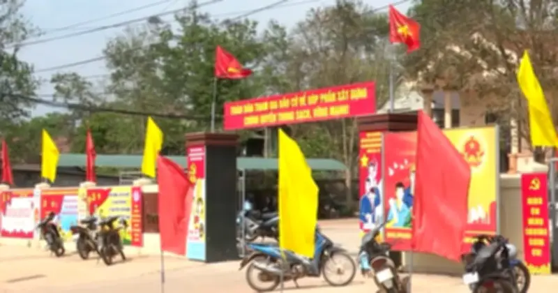 Bộ đội biên phòng đồng hành cùng cử tri vùng cao Quảng Trị trong ngày hội bầu cử