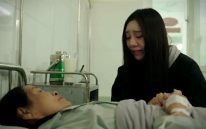 Bà Ngoại Sốc Nặng Sau Cuộc Gặp Mẹ Bạn Trai: Câu Chuyện Gia Đình Gây Xôn Xao