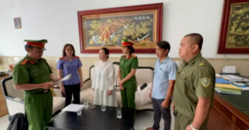 Bà Nguyễn Ngọc Tiền, vợ cố diễn viên Quý Bình, bị khởi tố vì lừa đảo bất động sản