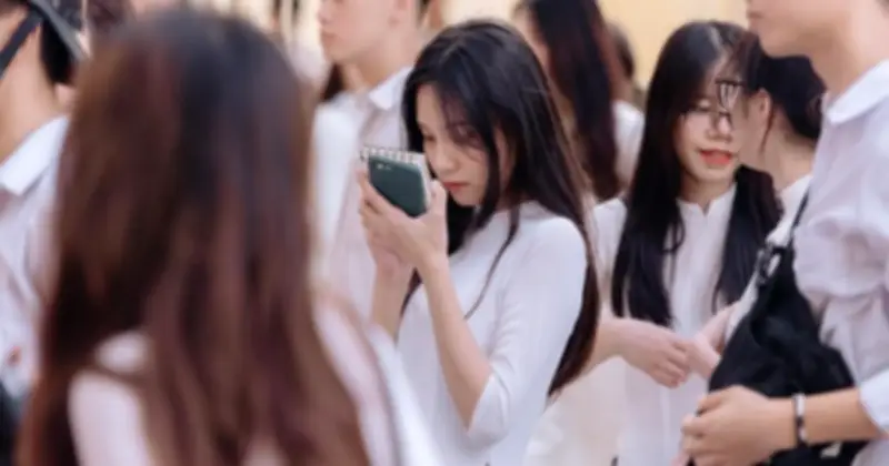 Bí Quyết Chọn Ngành Đại Học: 5 Yếu Tố Quan Trọng Học Sinh Cần Cân Nhắc