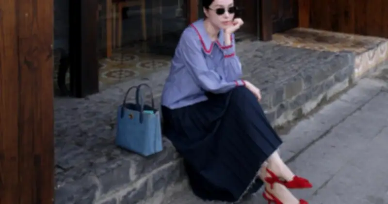 Bí Quyết Phối Giày Với Váy Dài: Từ Cổ Điển Đến Hiện Đại, Tôn Dáng Tối Đa