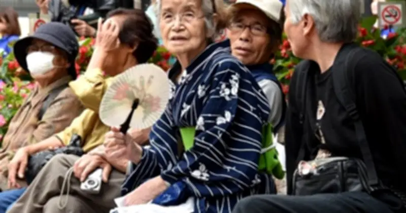 Bí quyết sống thọ: 6 thói quen 'chậm' tưởng nhỏ nhưng ảnh hưởng lớn đến sức khỏe